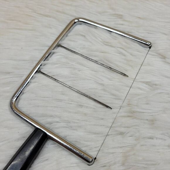 Vintage Midcentury Modern Black Bakelite Cheese Slicer - Picture 5 of 6